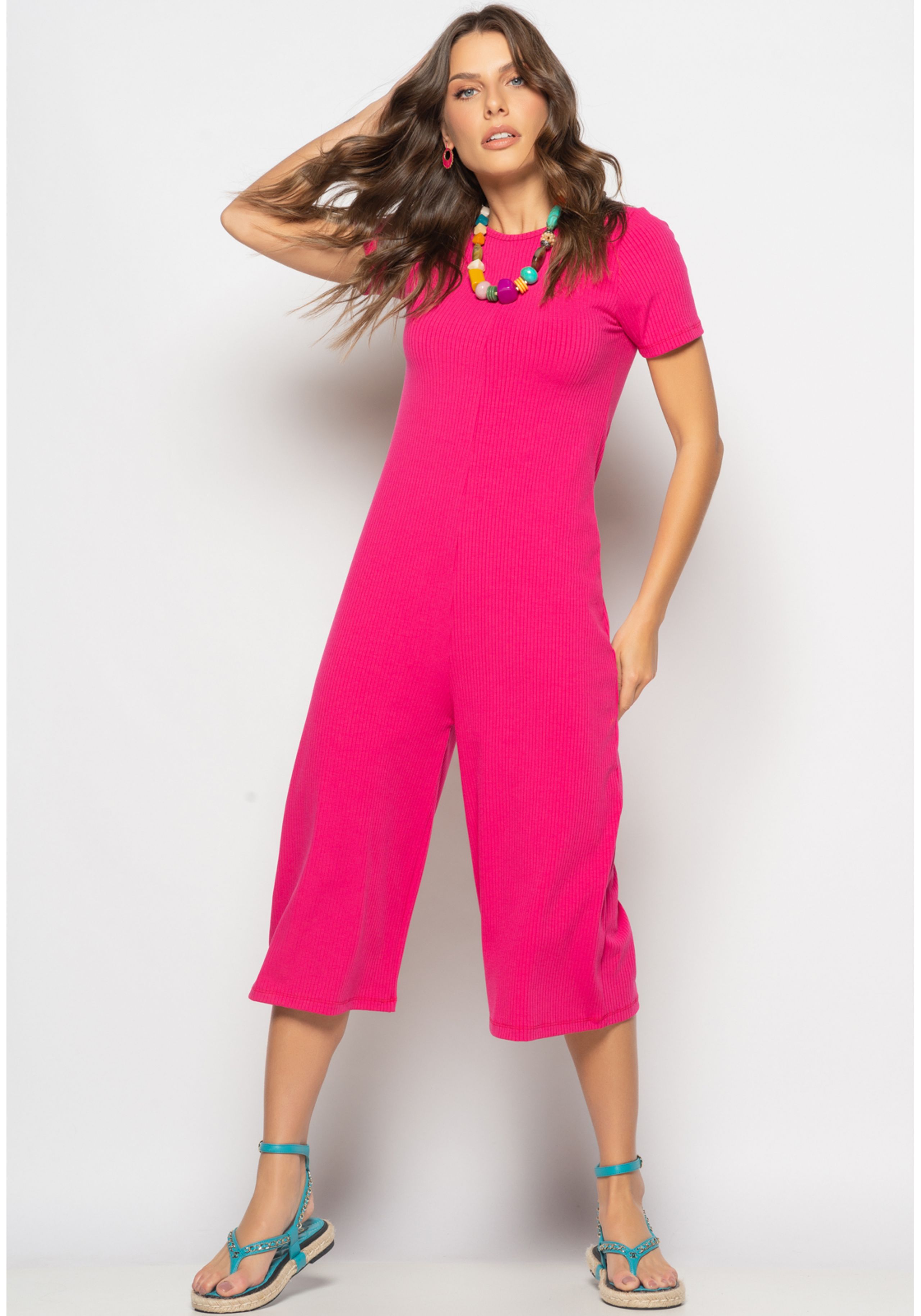 Macacão Pantacourt Manga Curta Costas Em V Canelado Salvatore Rosa